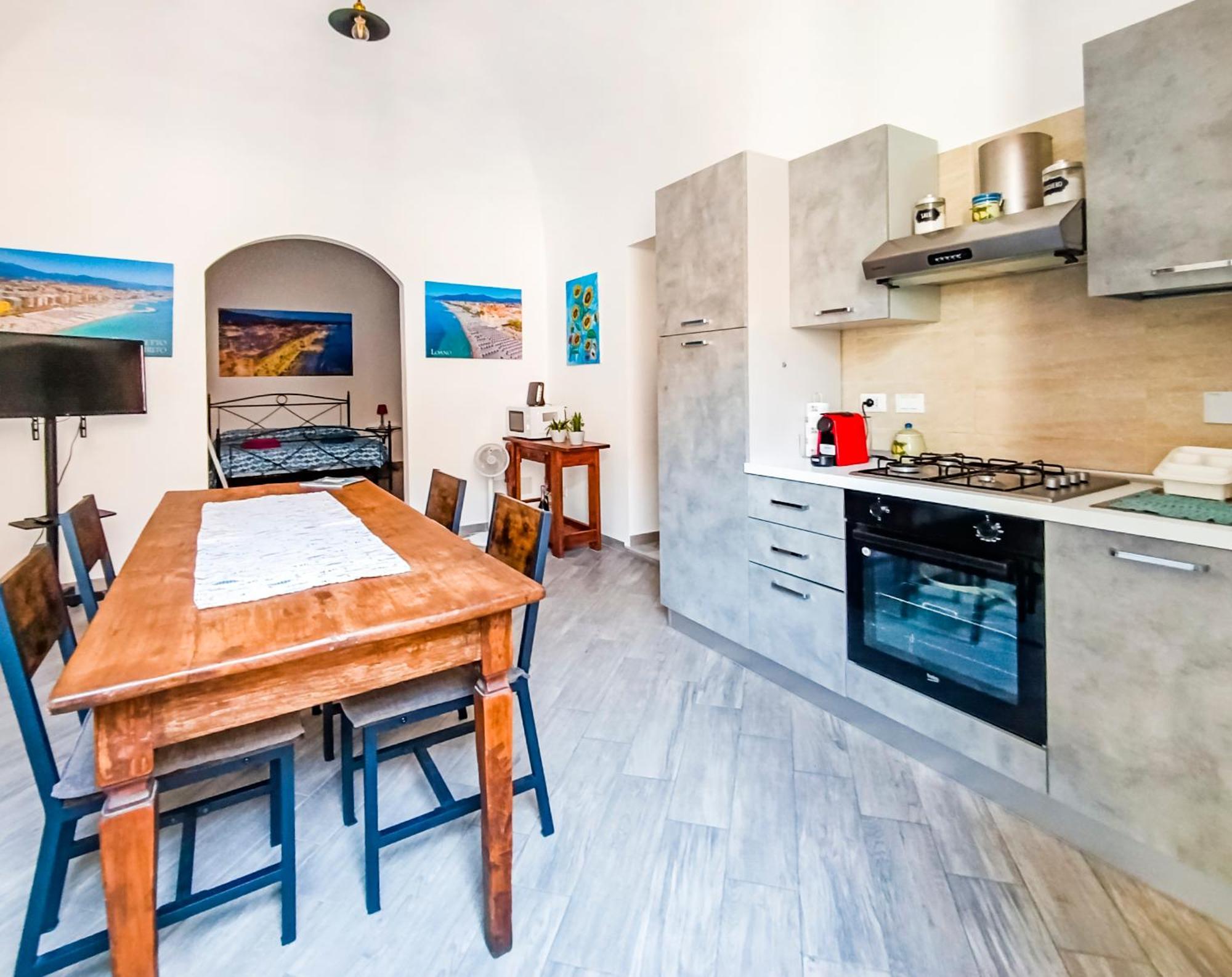Garibaldi 57 Apartment Loano